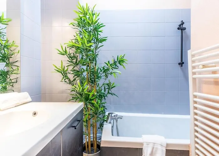 Confort Et Espace 12pers Centre Lamartine 아파트